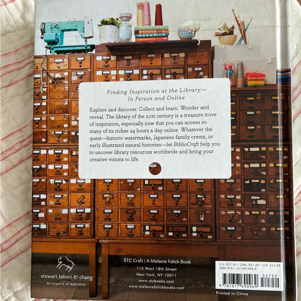Craft book - Picture 2 of 3